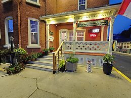 Maple Leaf Motel