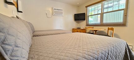 Maple Leaf Motel
