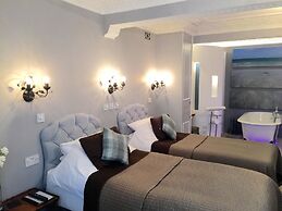 Alamo Guest House