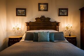 Alamo Guest House