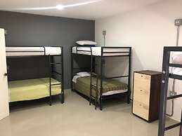 Black Sheep Hostel - Adults Only