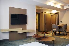 Tophane Suites