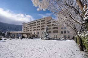 Qafqaz Riverside Resort Hotel