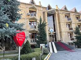 Qebele Yeddı Gozel Hotel