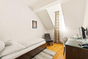 Hotel Trinity