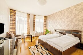 Hotel Trinity