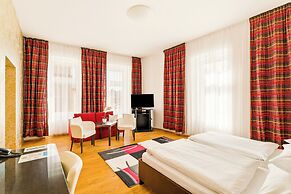 Hotel Trinity