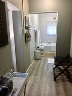 Cathkin Cottage B&B