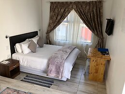 Muco Guest House
