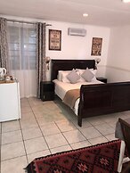 Muco Guest House