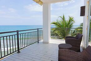 Playa Escondida Beach Club