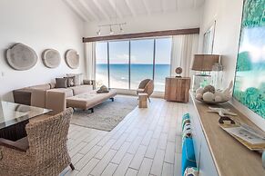 Playa Escondida Beach Club