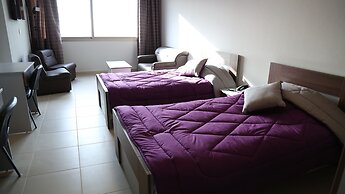 VU'Z Hotel Apt