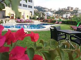 VU'Z Hotel Apt