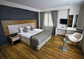 Edis Premier Hotel
