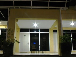 Cengkareng Transit Hotel