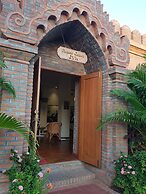 Famous Hotel Bagan