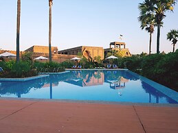 Famous Hotel Bagan
