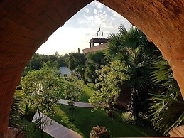 Famous Hotel Bagan