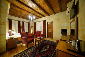 Harman Cave Hotel