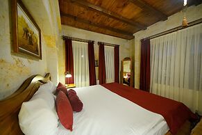Harman Cave Hotel