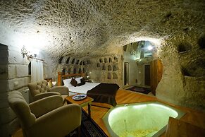 Harman Cave Hotel