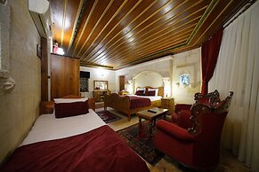 Harman Cave Hotel