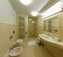 Esmarin Wellness Hotel