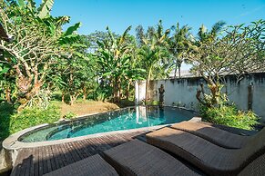 Kakul Villas & Suites