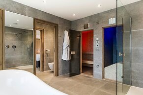 The Hideaway Experience