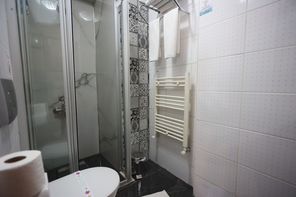 Arven Hotel