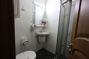 Arven Hotel