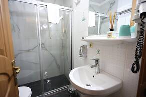 Arven Hotel