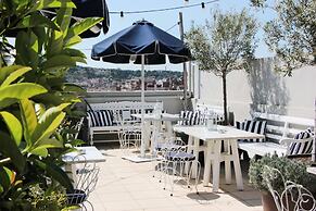 Hotel Midmost by Majestic Hotel Group