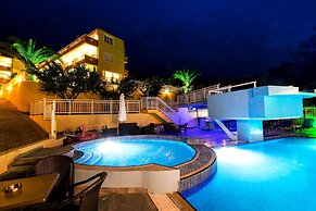 Diamond Hotel