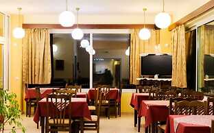 Diamond Hotel