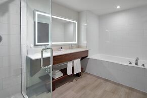 Four Points By Sheraton Sherwood Park