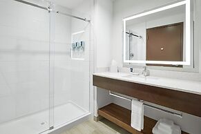 Four Points By Sheraton Sherwood Park