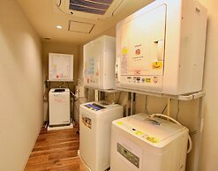 Osaka Guesthouse Nest - Hostel