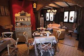 Hotel Rural La Tenada