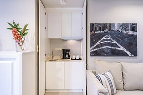 Candia Suites & Rooms