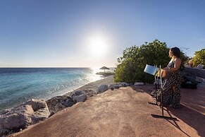 Coral Estate Luxury Resort