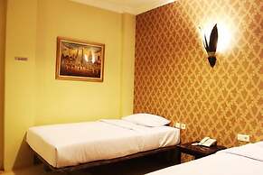 Twins Hotel Manggadua