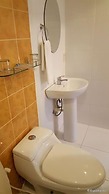 M Suites Hotel