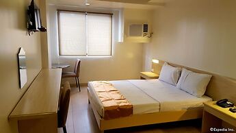M Suites Hotel