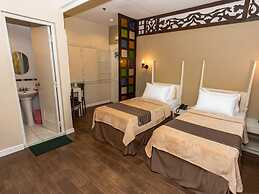 Urban Travellers Hotel