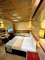 Urban Travellers Hotel