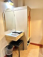 Urban Travellers Hotel