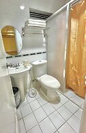 Urban Travellers Hotel