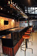 Urban Travellers Hotel
